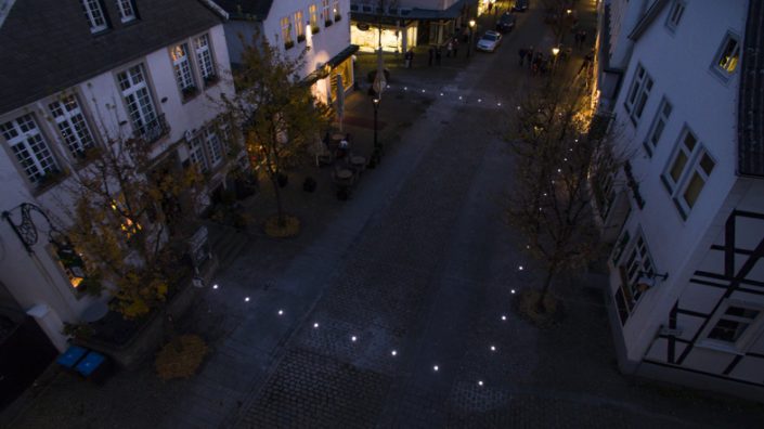 Lichtpforte per Drohne von oben - Foto: Boris Golz